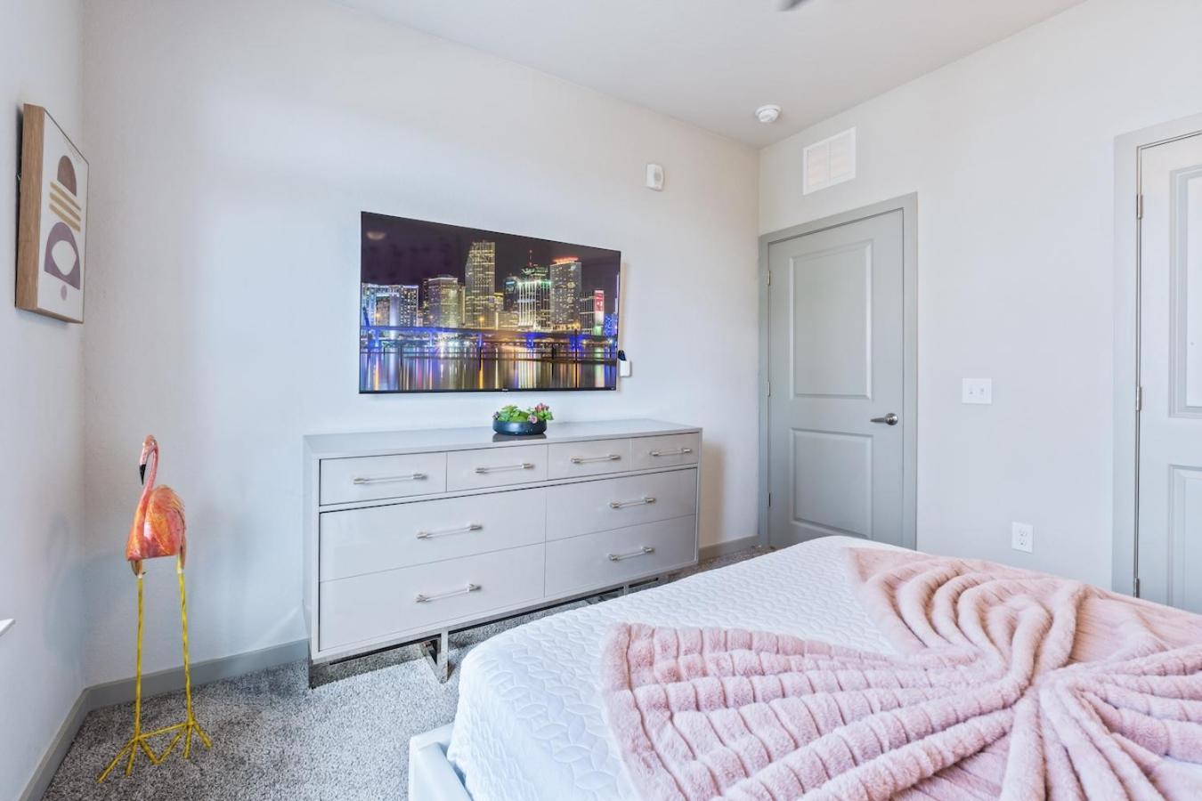 Appartamento Tropicana Field 2 Bed In Dwtwn With Free Parking St. Petersburg Esterno foto